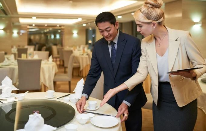 Service Quality in the Hotel Industry Dissertation